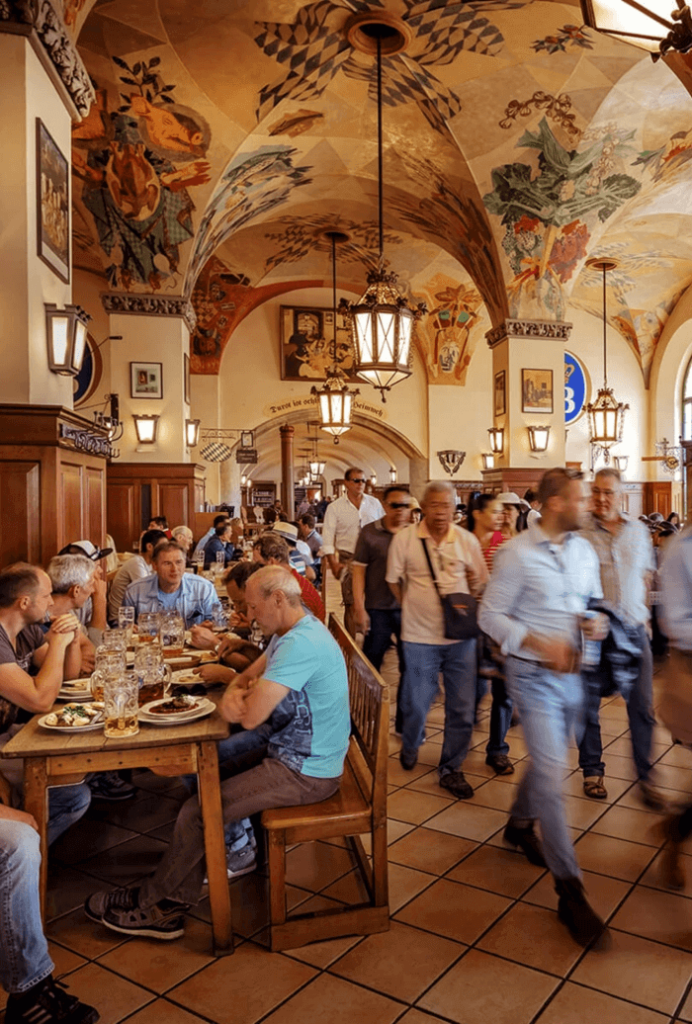 Hofbräuhaus Schwemme